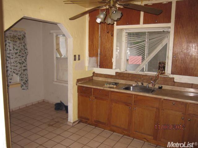 1106 Faustina Ave, Modesto, CA 95351 photo 2