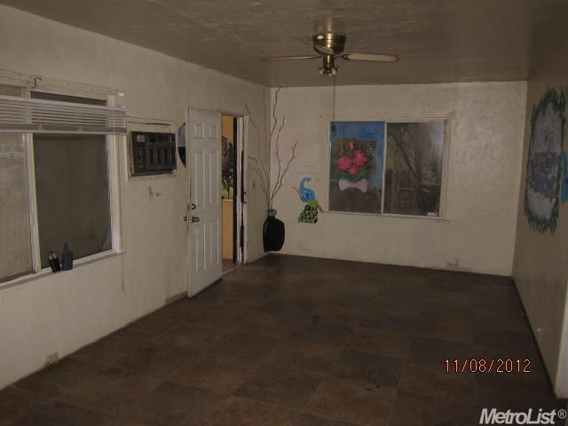 1106 Faustina Ave, Modesto, CA 95351 photo 3