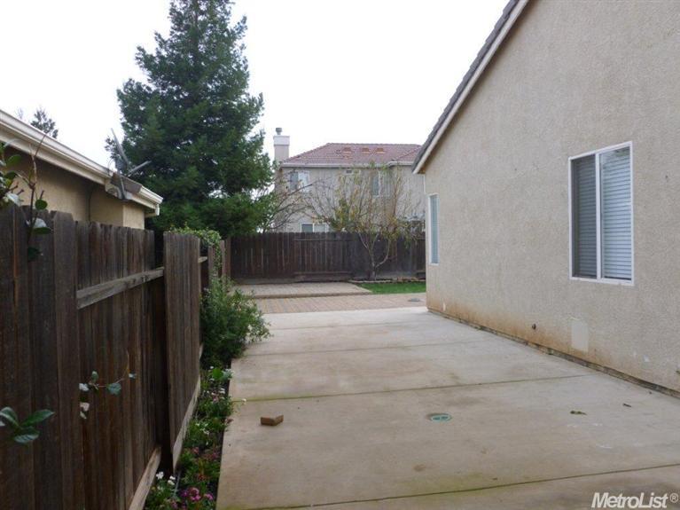 3112 Breezeway Dr, Modesto, CA 95355 photo 3