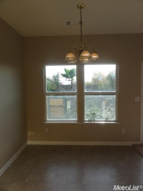 2127 Kennedy Ct, Chowchilla, CA 93610 photo 9