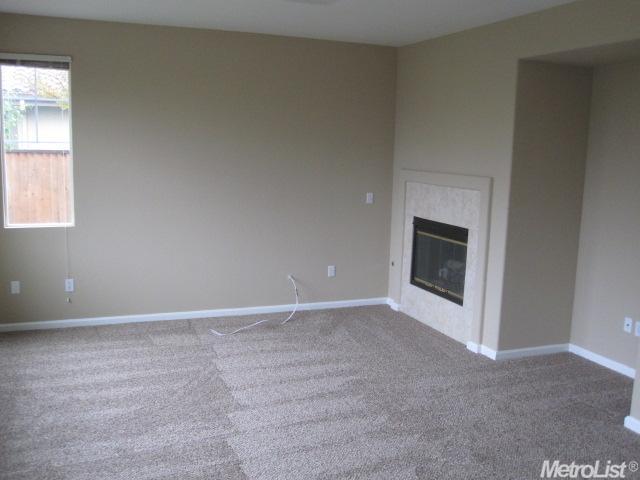 403 Lasata Dr, Tracy, CA 95377 photo 3