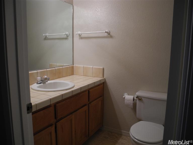1110 Lee Ave, Gustine, CA 95322 photo 6