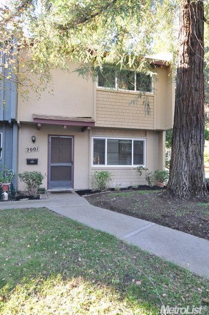 2001 Alta Loma St, Davis, CA 95616 photo 1