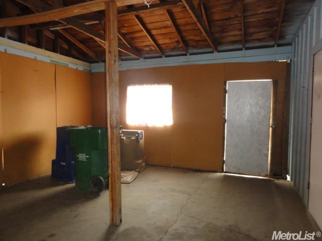 31 S P St, Merced, CA 95341 photo 13