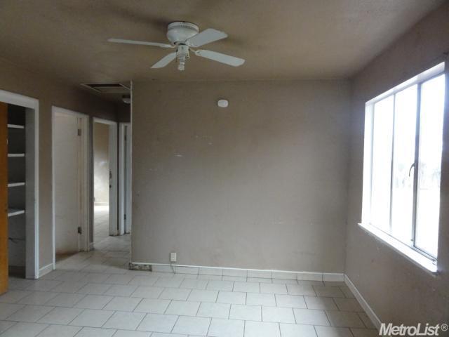 31 S P St, Merced, CA 95341 photo 6