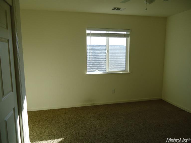 981 Athens Ct, Manteca, CA 95337 photo 11