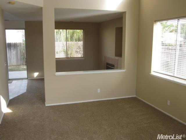 1959 Knollcrest Ln, Tracy, CA 95376 photo 3