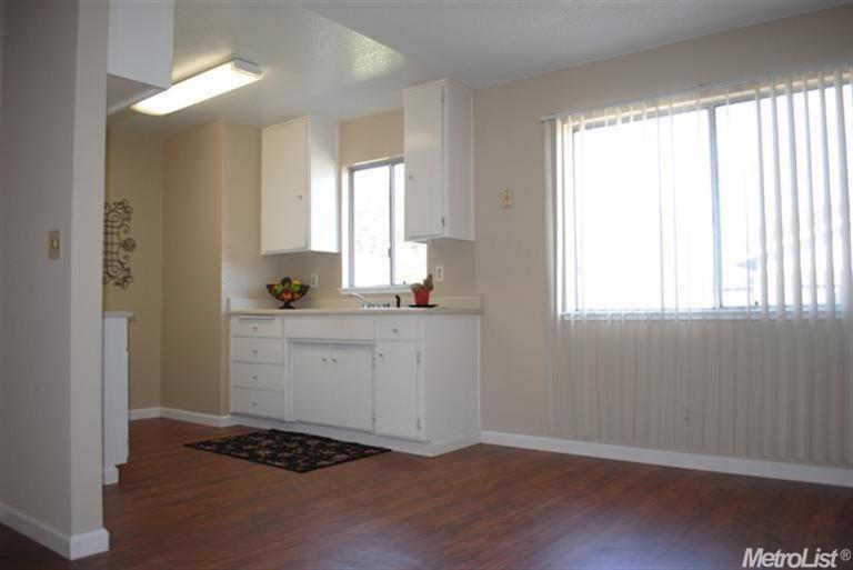 805 Valley Oak Dr, Winters, CA 95694 photo 4