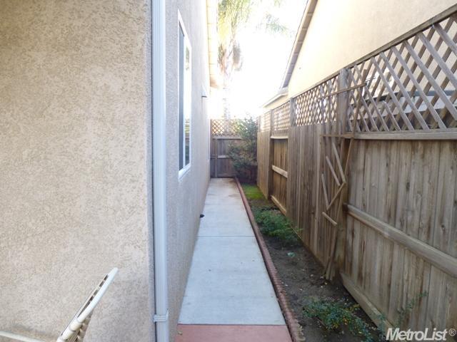 2309 Lovers Point Ln, Modesto, CA 95356 photo 17