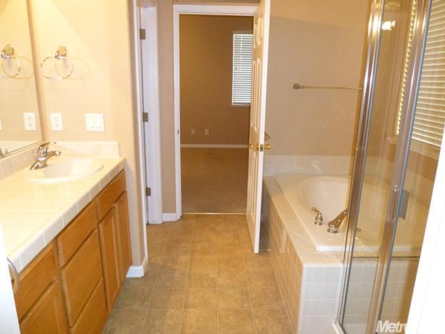 2309 Lovers Point Ln, Modesto, CA 95356 photo 10