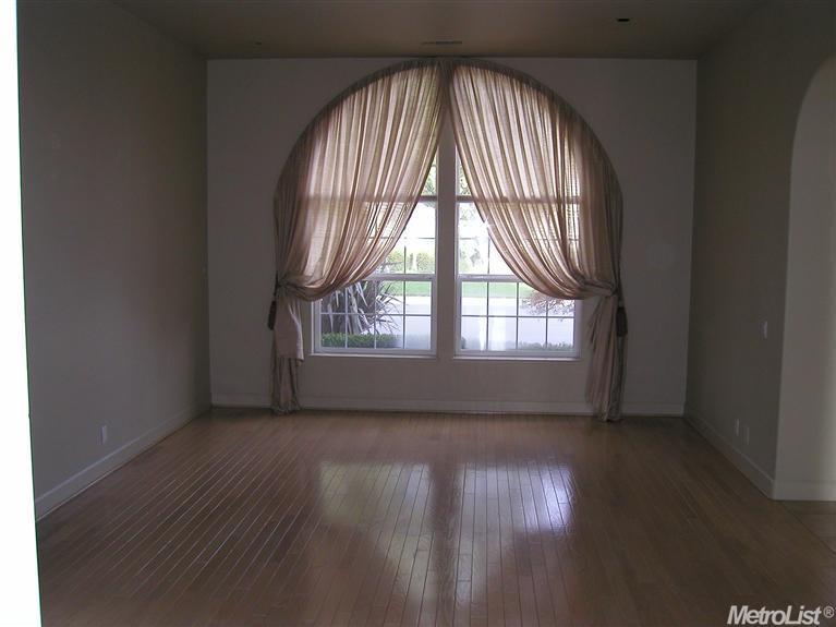 4028 Copper Creek Dr, Modesto, CA 95355 photo 12