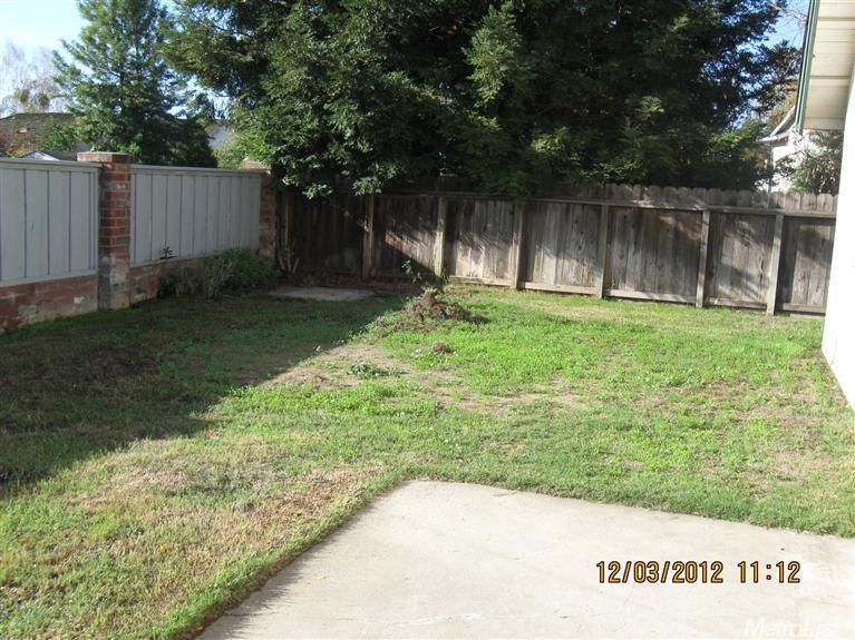 1961 E Century Pl, Lodi, CA 95240 photo 9