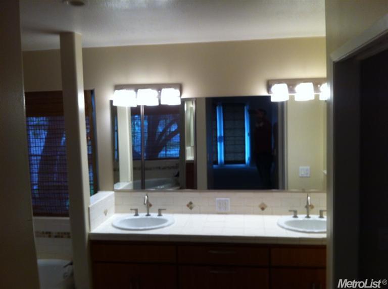 3348 E Redwood Rd, Ceres, CA 95307 photo 2