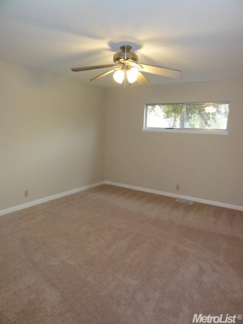 1374 N Tina Ave, Merced, CA 95341 photo 11