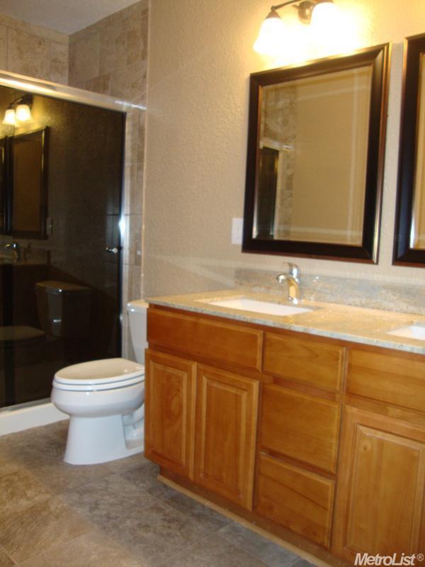 1144 Silvertrail Ln, Manteca, CA 95336 photo 9
