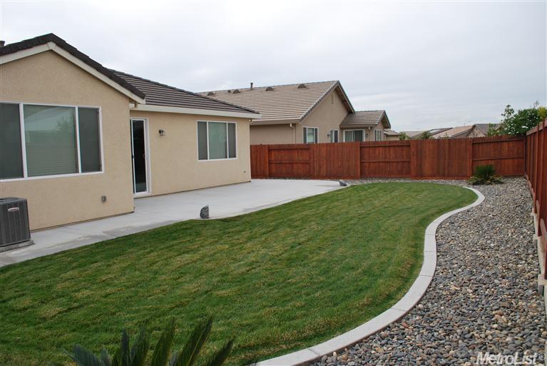 1371 Camilla St, Manteca, CA 95337 photo 14