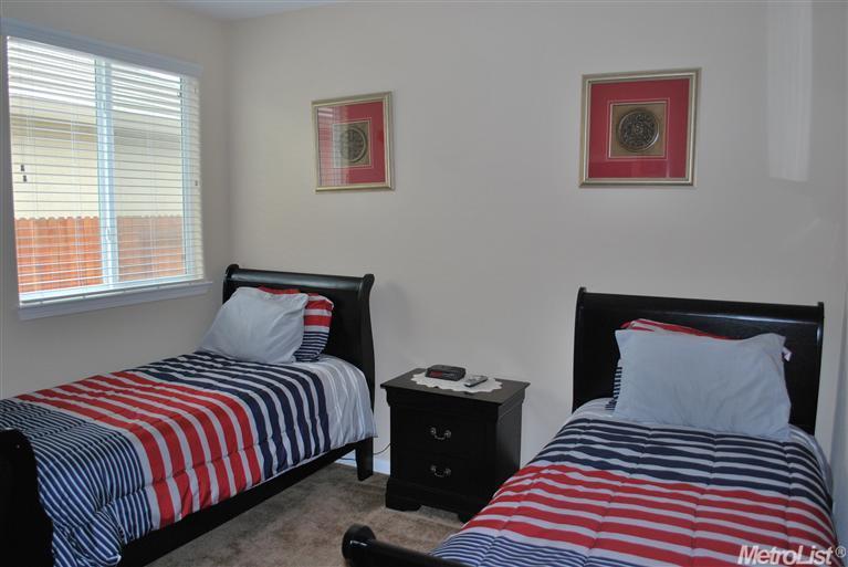 1371 Camilla St, Manteca, CA 95337 photo 8