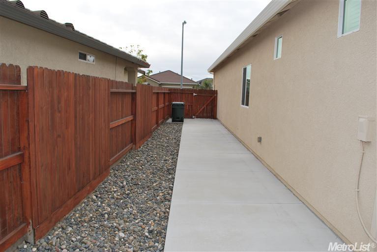 1371 Camilla St, Manteca, CA 95337 photo 18