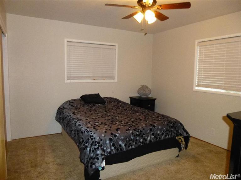 1005 Ashford Ct, Modesto, CA 95350 photo 11