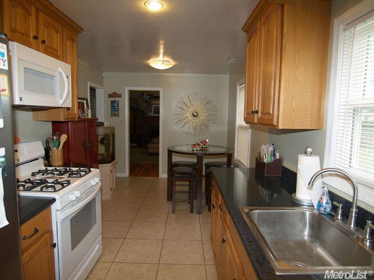 309 Palm Ave, Modesto, CA 95350 photo 7