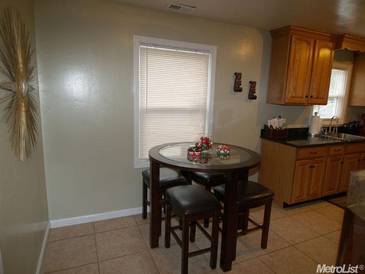 309 Palm Ave, Modesto, CA 95350 photo 9