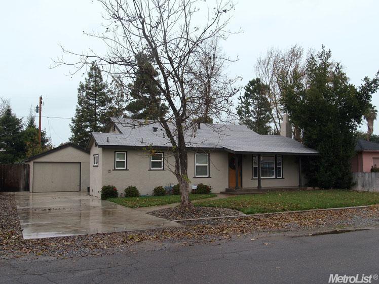 309 Palm Ave, Modesto, CA 95350 photo 2
