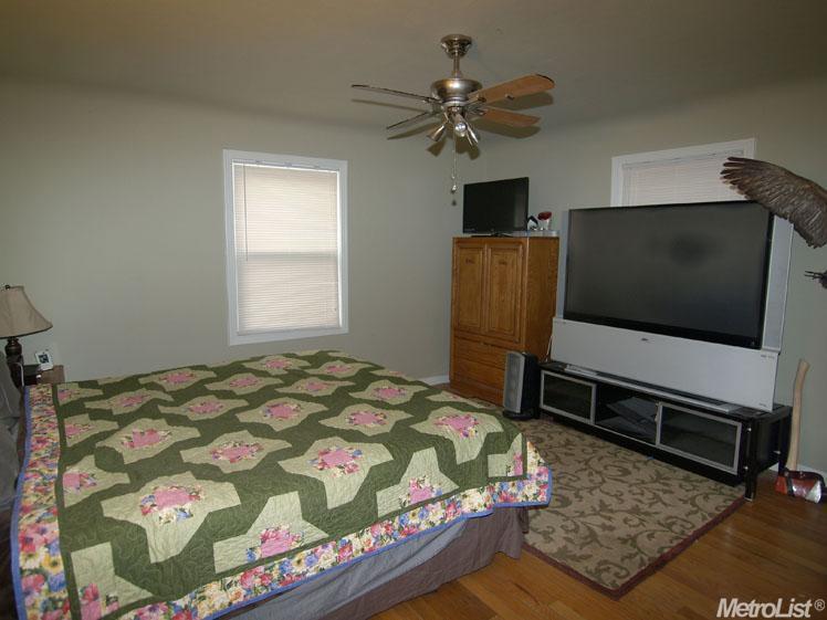 309 Palm Ave, Modesto, CA 95350 photo 11