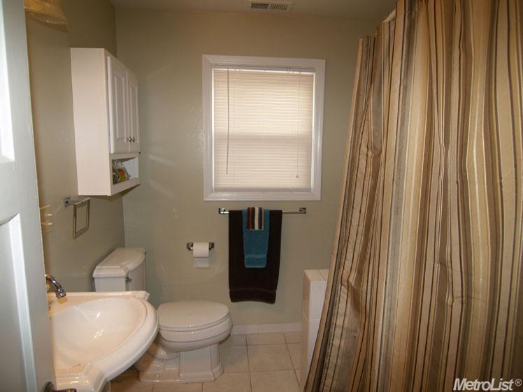 309 Palm Ave, Modesto, CA 95350 photo 12