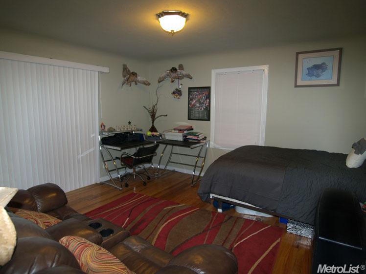 309 Palm Ave, Modesto, CA 95350 photo 10
