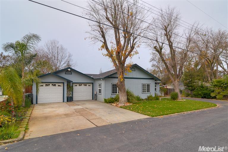 3135 Whitewood Dr, Carmichael, CA 95608 photo 1