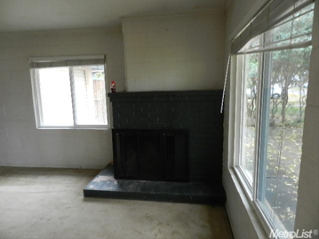 2313 Haddon Ave, Modesto, CA 95354 photo 4