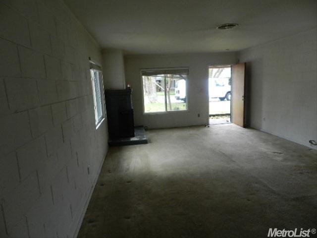 2313 Haddon Ave, Modesto, CA 95354 photo 3