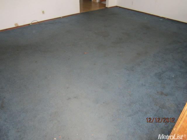 1225 W 1st St, Merced, CA 95341 photo 2