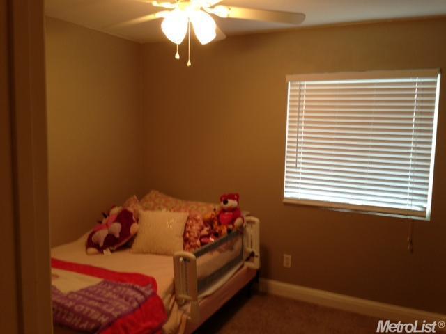 4372 Aubergine Way, Mather, CA 95655 photo 6