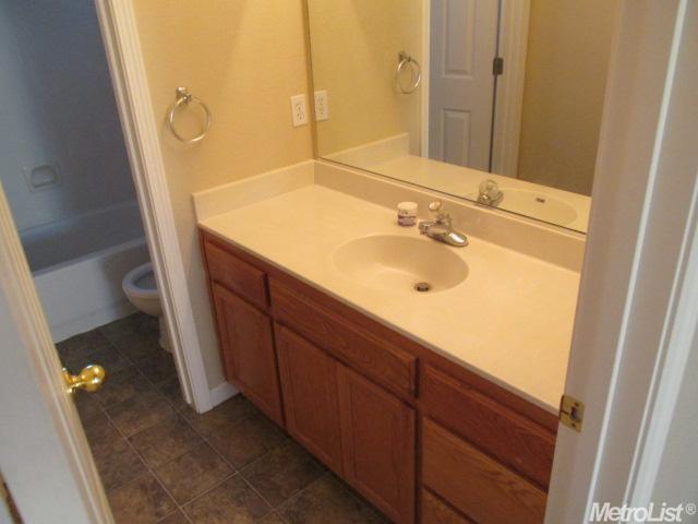 2231 Katherine Pl, Manteca, CA 95337 photo 8