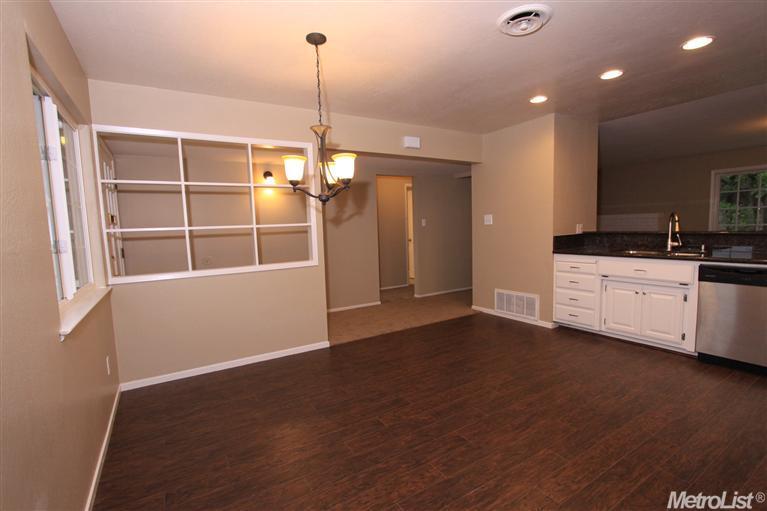 5985 Marlin Cir, Carmichael, CA 95608 photo 13