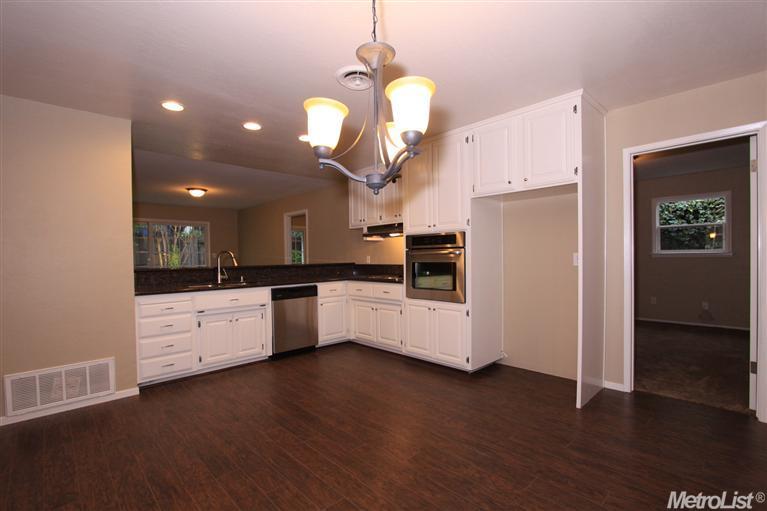 5985 Marlin Cir, Carmichael, CA 95608 photo 12