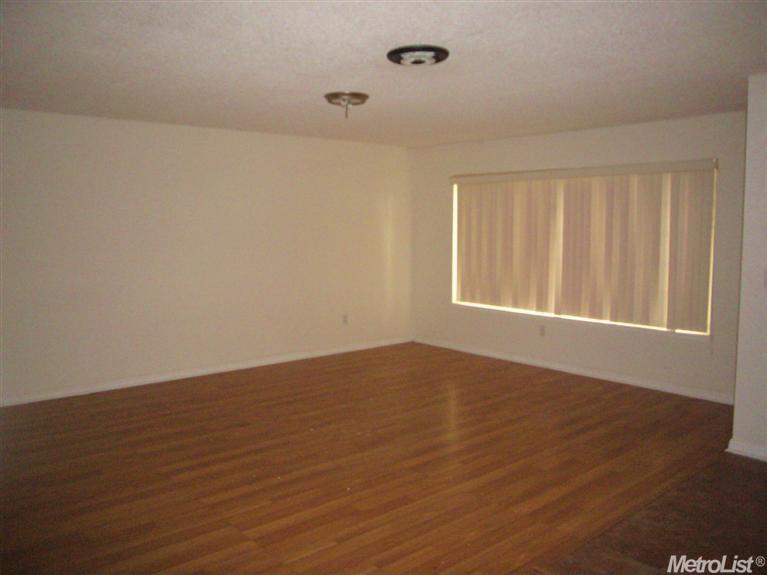 3141 Kellogg Ave, Turlock, CA 95382 photo 2