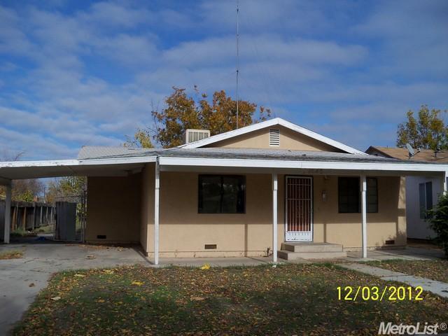 1045 W 9th St, Merced, CA 95341 photo 1