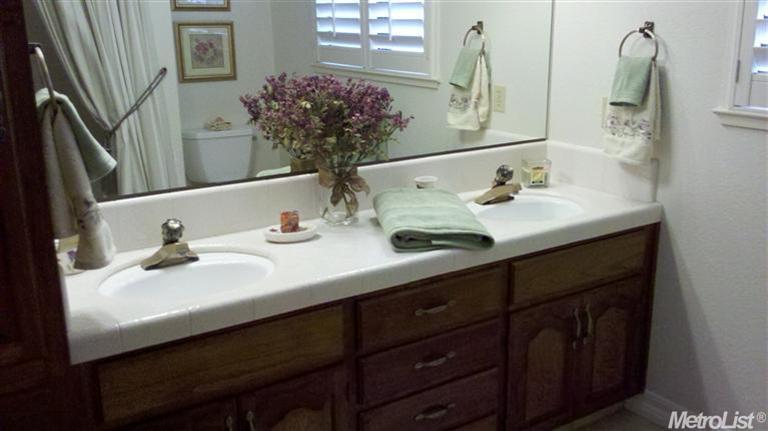839 Monticello Ln, Manteca, CA 95336 photo 9