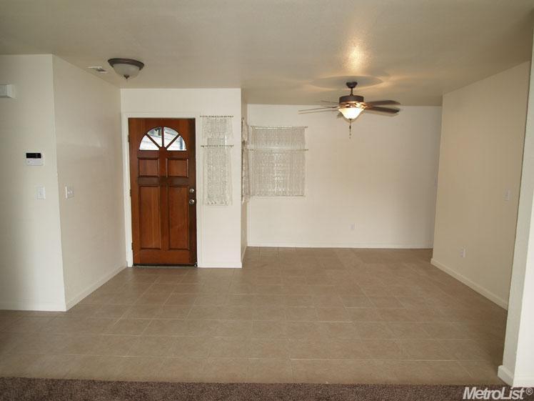 1580 Heathernoel Way, Turlock, CA 95382 photo 3