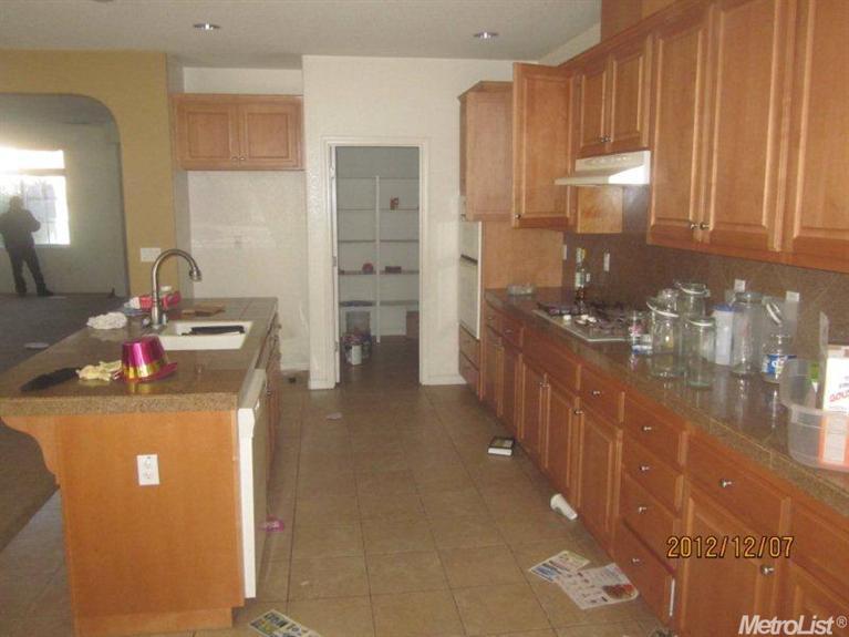 2740 Canyon Falls Dr, Modesto, CA 95351 photo 3