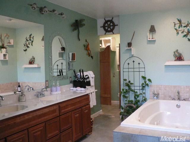 4625 Ravenwood Ave, Sacramento, CA 95821 photo 10