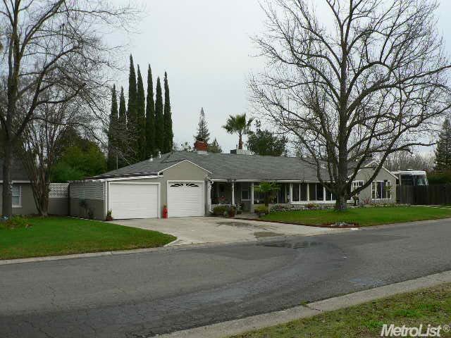 4625 Ravenwood Ave, Sacramento, CA 95821 photo 1