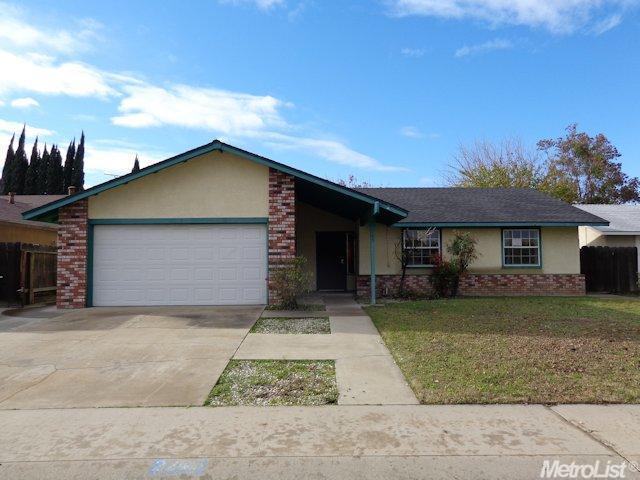 2205 Dupre Dr, Ceres, CA 95307 photo 1