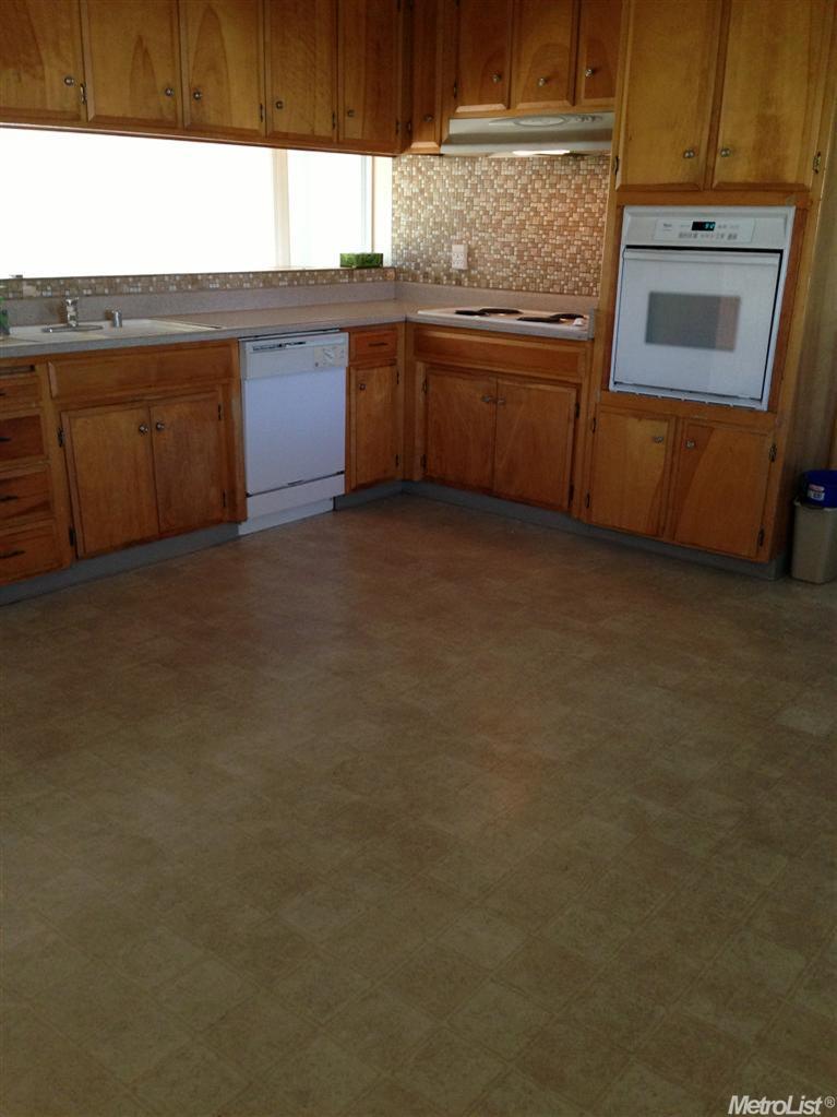 5912 Marlin Cir, Carmichael, CA 95608 photo 2