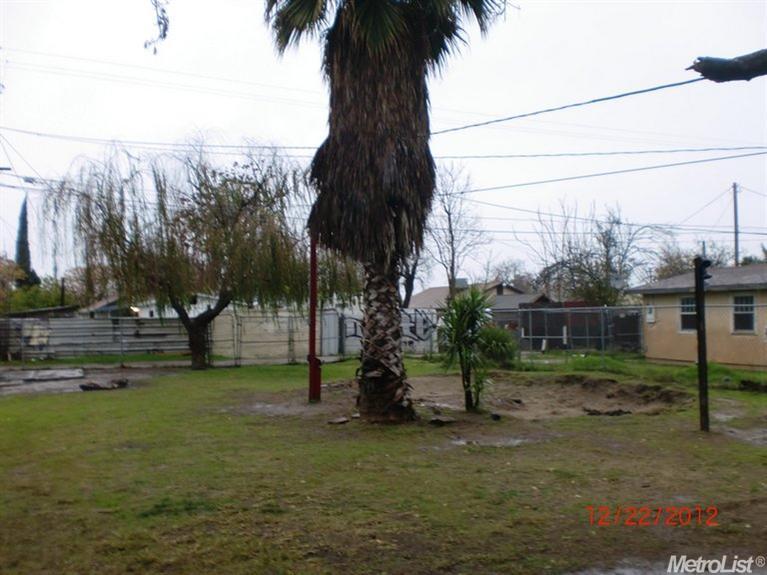 929 Alamo Ave, Modesto, CA 95351 photo 2