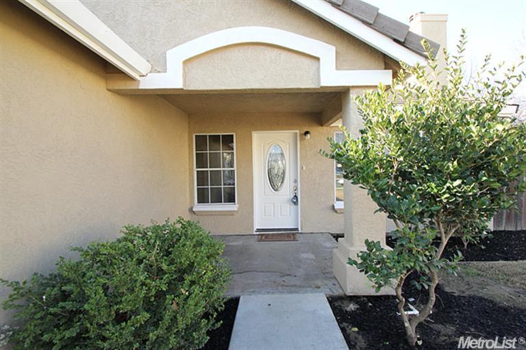 1621 Brookhaven Dr, Newman, CA 95360 photo 4