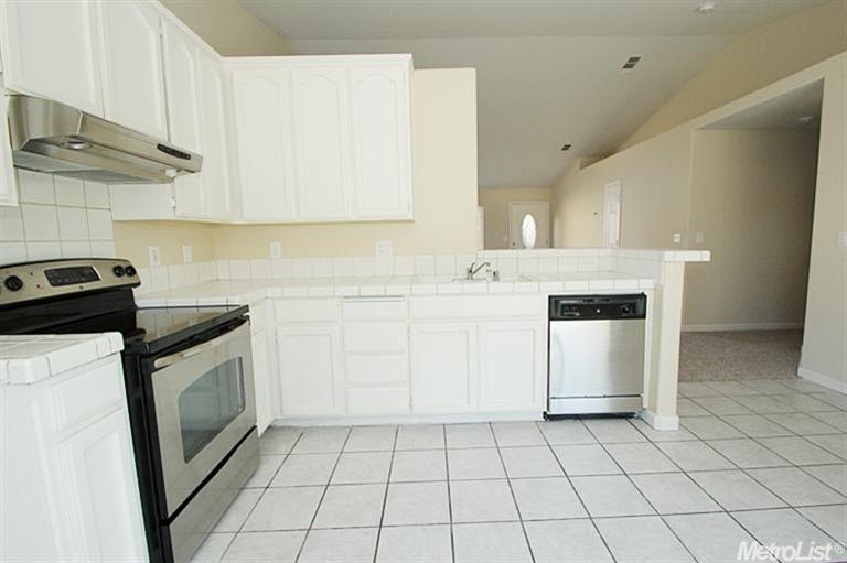 1621 Brookhaven Dr, Newman, CA 95360 photo 9