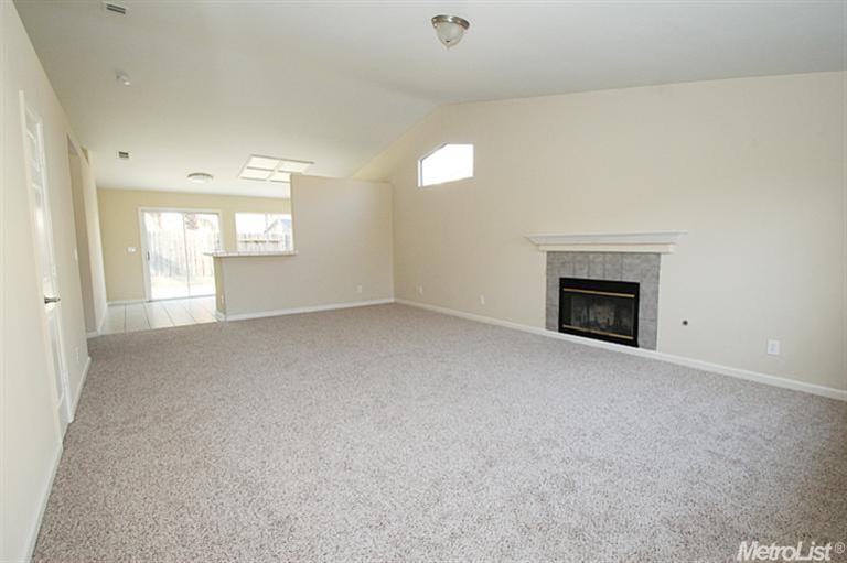 1621 Brookhaven Dr, Newman, CA 95360 photo 5